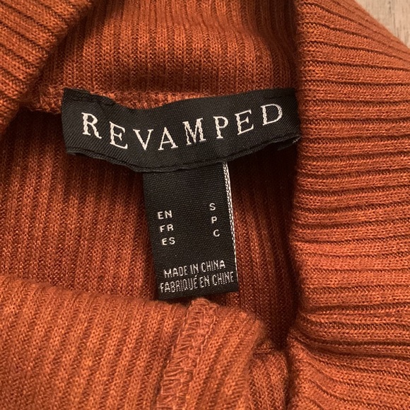 Revamped high waisted Polyester Leggings - Picture 3 of 4